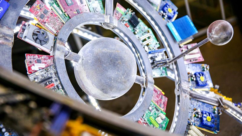 容器编排是实现云原生架构自动化运维的重要手段。以下是一些常见的容器编排工具：